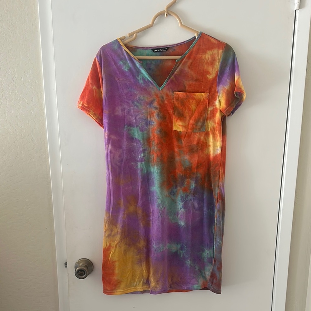SHEIN Multicolor Tie-Dye V-Neck Top